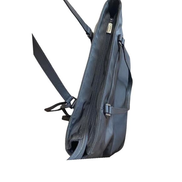 Michael Kors Gray Nylon Shoulder Bag Medium Size Purse - Picture 4 of 5